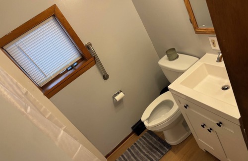 Mohawk House | Best location in the Keewenaw!