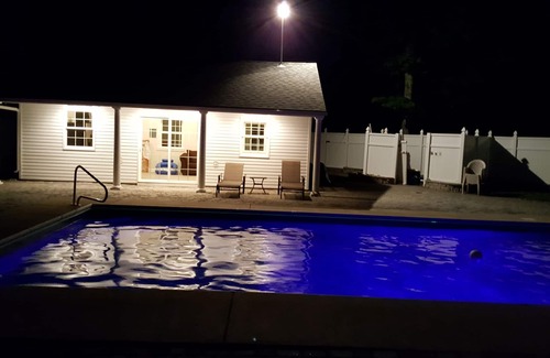 Henryville House | Best Location In The Poconos For Skiing And Family Fun; Your Castle On The Hill!