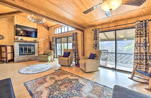 Valley Creek Run House | Best Location - Maggie Valley Cabin with Hot Tub!