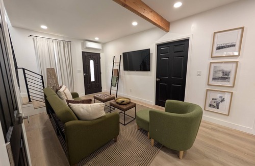 Lincoln Acres House | Best Location pet friendly Home just renovated