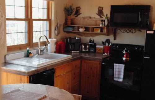 Old Town House | Best Location/Walkable Neighborhood/Gated Parking