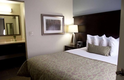 Sunnyvale House | Best Pick! 4 Spacious Units, Pet-friendly Property with Outdoor Pool!