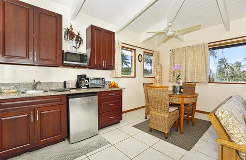 Kailua House | Best Price and Location on Beautiful Kailua Beach!