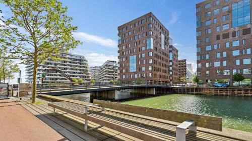 Aarhus C Apartment | Best Private Seaview Apartment - 2 Balconies, 11th Floor, Elevator, Friendly Lively Area