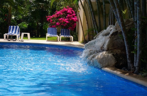 Puerto Aventuras Condo | Best Value in PA! 2 bedroom/2 bath, clean, quiet, concrete building.