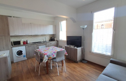 Cannaregio Apartment | BEST VIEW AND SUNNY Cà DEL SOL IT027042C2W4RXWZRV