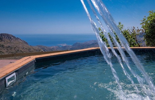 Stratoi Villa | Best View Mountain Villa - Private Pool with amazing view - Temenia