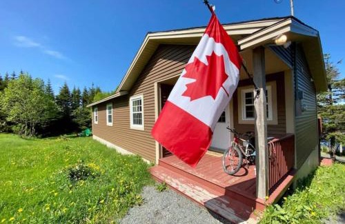 Brigus Junction House | Best View Wonderland-cozy Cabin On Pond