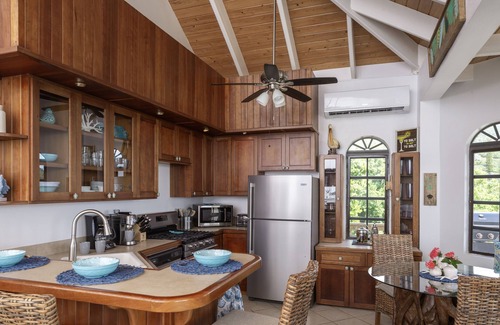 Estate Chocolate Hole and Great Cruz Bay Villa | Best Views of Chocolate Hole - 5 mins from Cruz Bay - Solar with battery backup