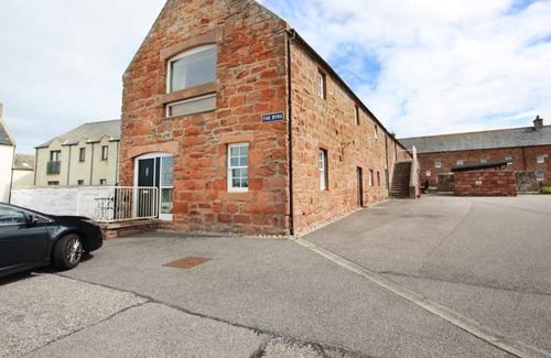 Cromarty Apartment | Best views of the Cromarty firth and hills beyond