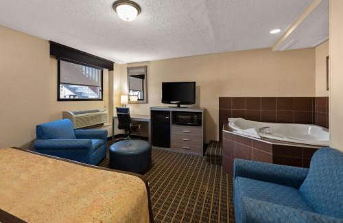Chillicothe Hotel | Best Western Adena Inn
