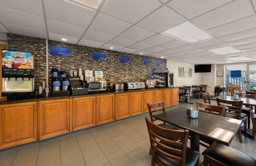 Chillicothe Hotel | Best Western Adena Inn