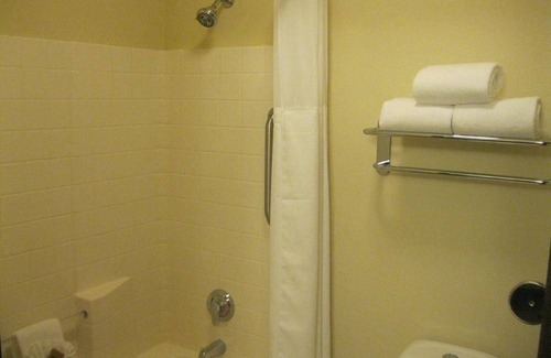 Dupont Hotel | Best Western Liberty Inn DuPont