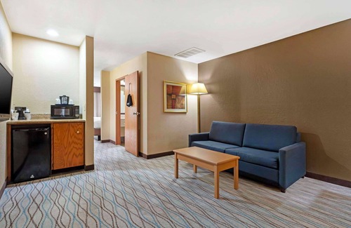 Locust Grove Hotel | Best Western Locust Grove Inn & Suites
