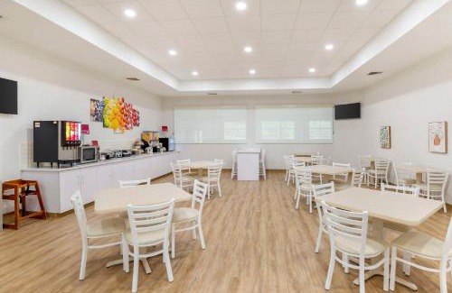 Zion Crossroads Hotel | Best Western Plus Crossroads Inn & Suites