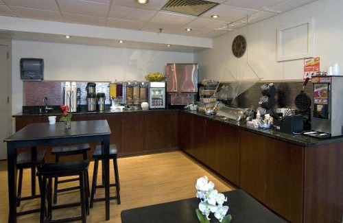 River District Hotel | Best Western Plus Coastline Inn
