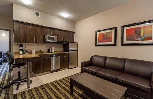Drayton Valley Hotel | Best Western Plus Drayton Valley