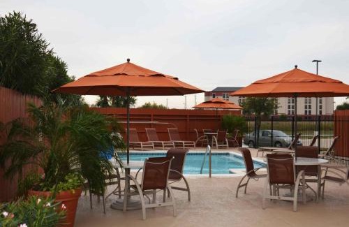 Southeast Houston Hotel | Best Western Plus Hobby Airport Inn & Suites