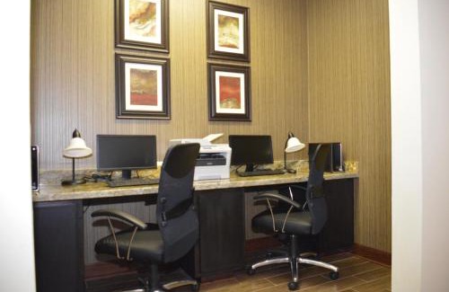 Southeast Houston Hotel | Best Western Plus Hobby Airport Inn & Suites