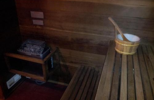Southeast Salem Hotel | Best Western Plus Mill Creek Inn