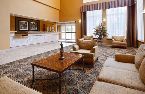 New Caney Hotel | Best Western Plus New Caney Inn & Suites