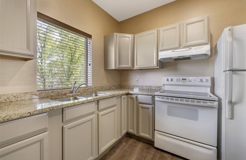 Olean Hotel | Best Western Plus University Inn