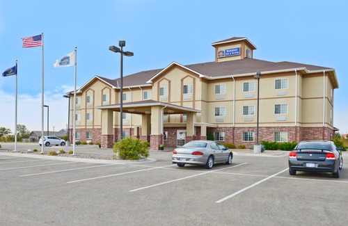 Wa Keeney Hotel | Best Western Plus Wakeeney Inn & Suites