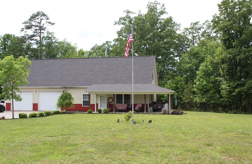 Somerset House | Best wrap around Porch and Best View in Pulaski Co. Come and unwind.n