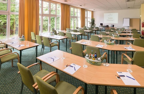 Chemnitz House | Bestprice room for 2 persons, shower or bath, WC, - AMBER HOTEL Chemnitz Park