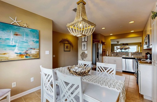 Ocean View Condo | Bethany Bay 2nd floor condo w/shared pool, tennis court, on-site golf, balcony
