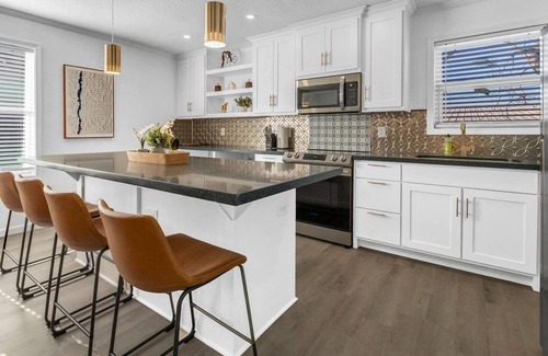 Royal Bryan Apartment | BethyKay: 2 Bedroom, Walk to A&M, Comfy King Beds