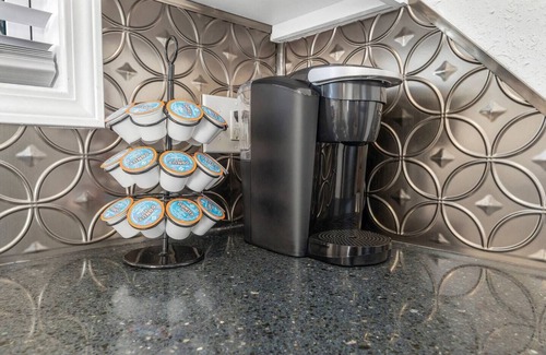 Royal Bryan Apartment | BethyKay: 2 Bedroom, Walk to A&M, Comfy King Beds