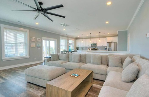 Yaupon Beach Apartment | Better Beach - Chevy 2