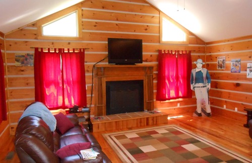 Buffalo Valley Cabin | Betty's Island Cabin Caney Fork River Trout Fishing