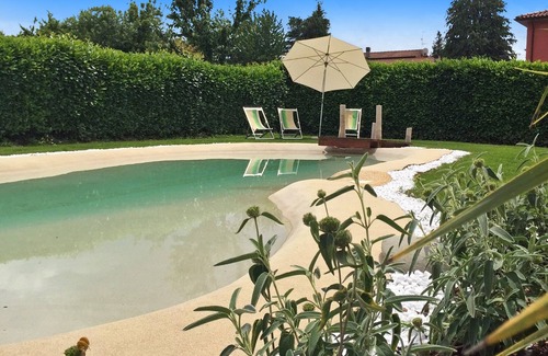 Mologno House | Betulla, Barga! Private beach style pool, WIFI, walk to bars/restaurants!