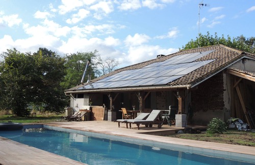 Belin-Beliet House | BETWEEN DEER AND ROE DEER