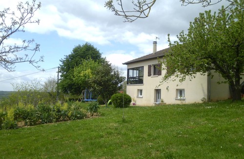 Lentillac-Saint-Blaise House | Between Conques and Figeac, dive into the heart of medieval Lot and Aveyron!
