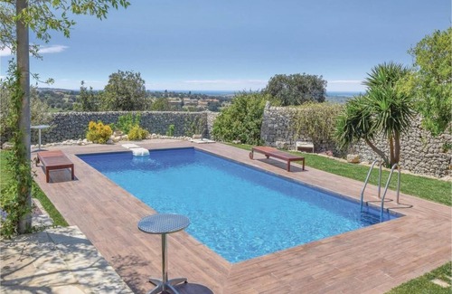 Modica House | Between sea and baroque: Depandace of merit in villa of the '700 -