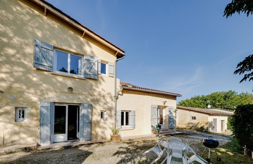 Haux House | Between Sky and Foliage – Cottage with Private Pool