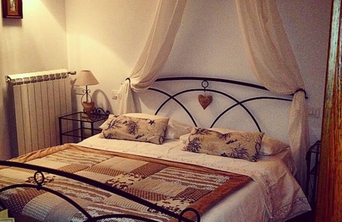 Magliano in Toscana Bed & Breakfast | Between the sea of Argentario, the thermal baths of Saturnia and the park of Maremma