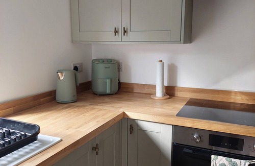 Porthcawl Other | Beudy Ger Y Mor, PorthcawlnA two bedroom annexe attached to a charming farmhouse