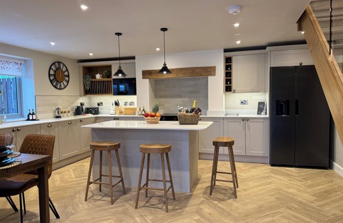 Graigfechan Cottage | BEUDY PWLL PRIDD, pet friendly, luxury holiday cottage in Llangollen