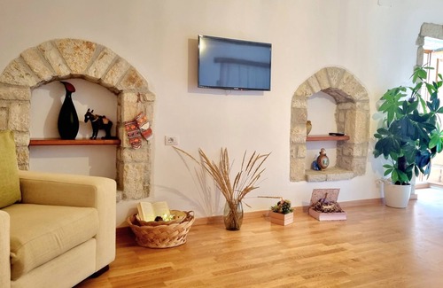 Qeparoi i Siperm House | Beutiful House in Upper Qeparo, Coast of Albania
