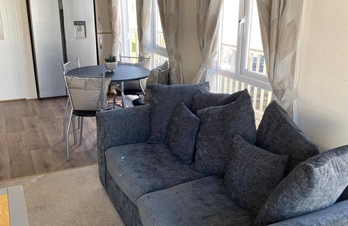 Hopton House | Beutiful Park home . in quiet location on holiday park packed with amenaties