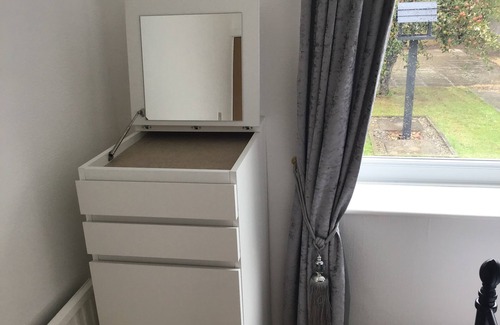 Prestatyn House | Beverley -Ffrith Beach Prestatyn N Wales bungalow near golden beach with Hot Tub