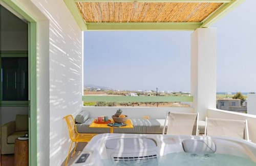 Irakleia Apartment | BH057 - C - Suite Naxos