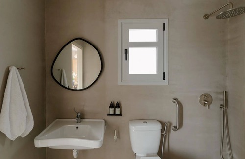 Skiros Apartment | BH249 - C - Suite Skiros