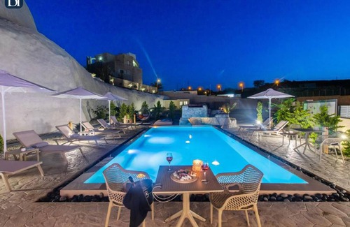 Karterados Apartment | BH383 - B - Suite Santorini