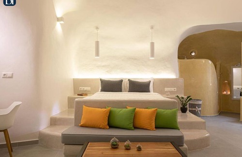 Karterados Apartment | BH386 - B - Suite Santorini