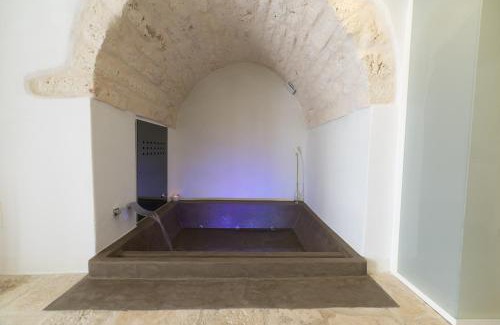 Ostuni Apartment | Bibi Apartment & Suite with Jacuzzi by Wonderful Italy